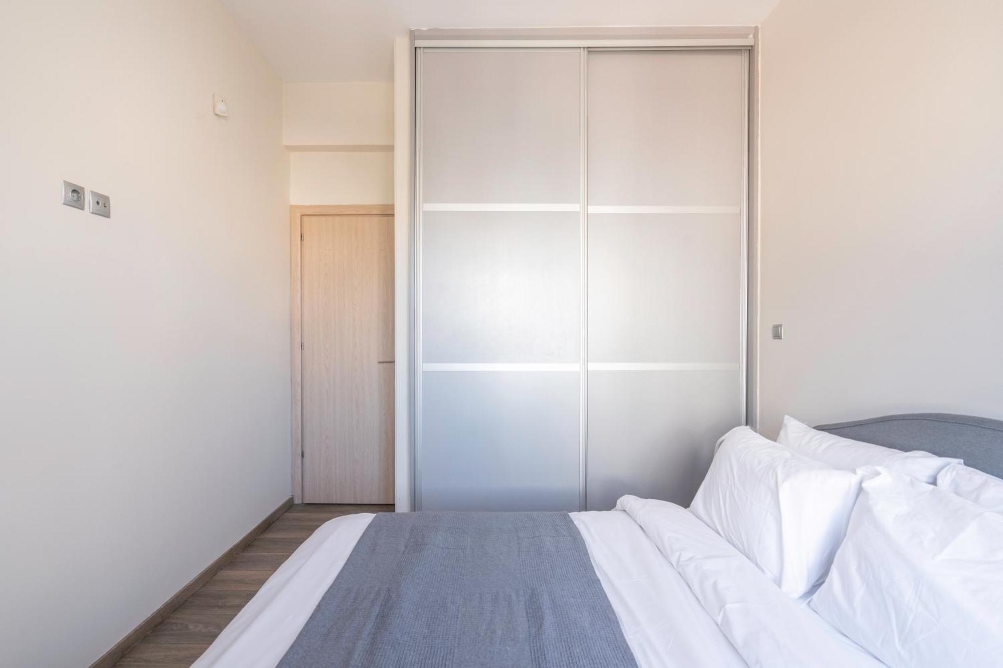 City Oasis: Newly Renovated 2Br Apt In City Center เอเธนส์ ภายนอก รูปภาพ
